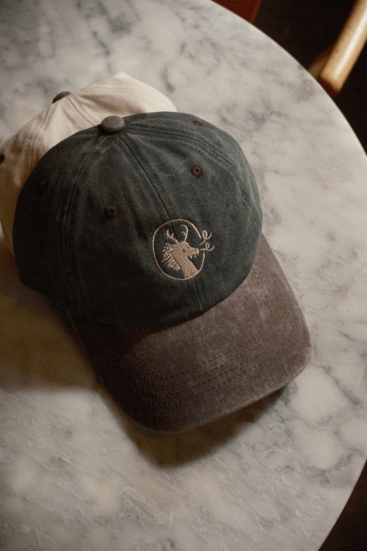 Two-Tone Càphê Hat